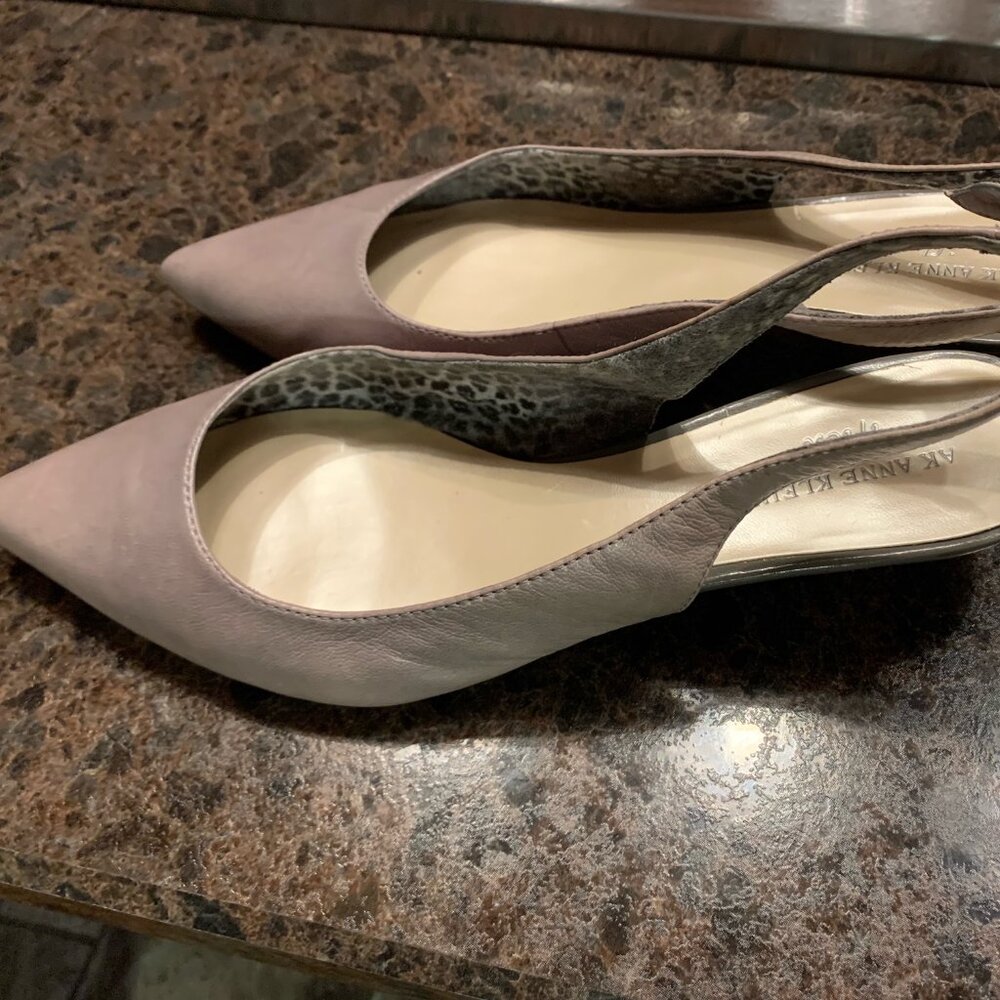 Ann Klein Gray leather kitten heel slingback bow shoes sandal 9.5 M
